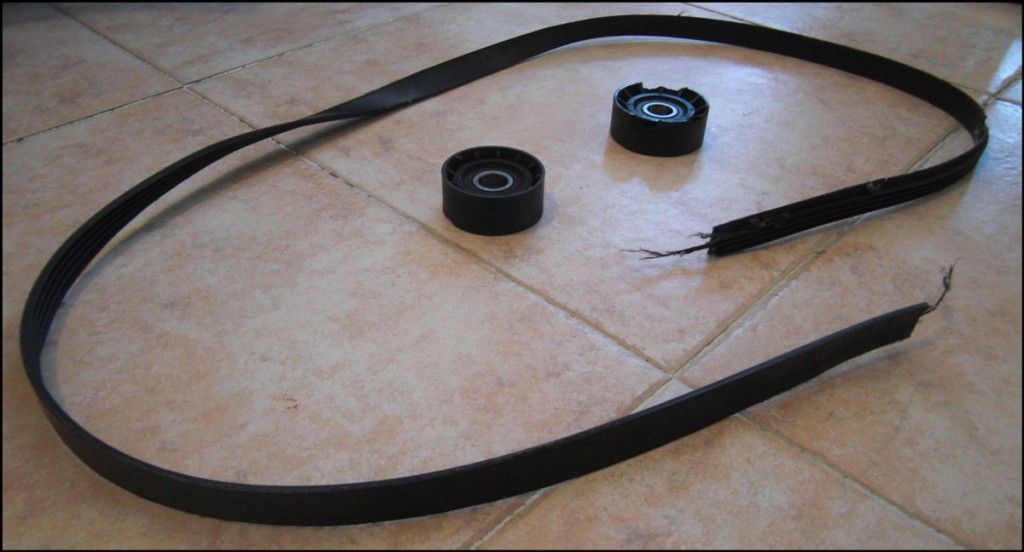 Belt-&-rollers Alternator's belt & rollers