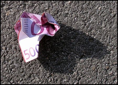 How to throw away 500 Euros