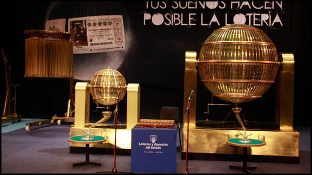 Rotating Drums for Spanish Christmas Lottery