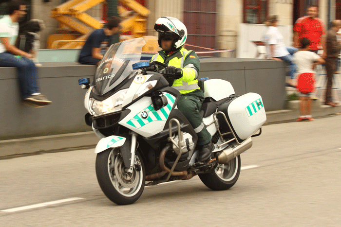 spanish guardia civil trafico