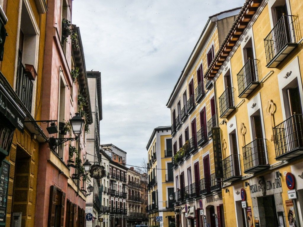 Emigrating to Spain from USA