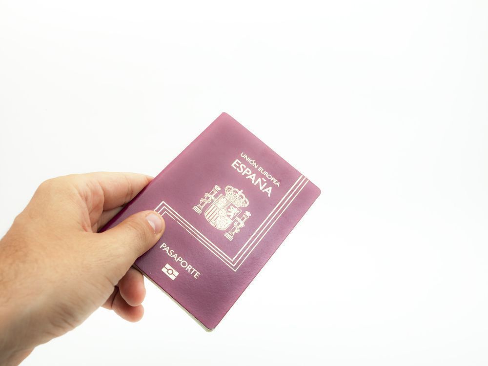 Spanish passport